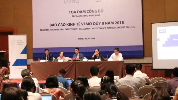 Báo cáo kinh tế vĩ mô quý II của VEPR nói thị trường căn hộ trong Quý 2 suy giảm ở cả hai thị trường Hà Nội và TP. Hồ Chí Minh