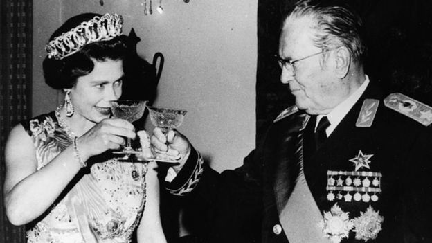 101655452 tito Иосип Броз Тито и королева Елизавета II в 1972 году