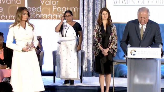 Đệ nhất phu nhân Mỹ Melania Trump tại lễ trao giải Phụ nữ Quả cảm 2017