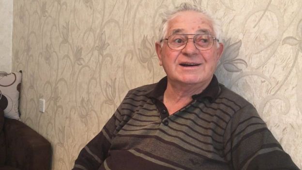 Bayram Əlləzov Qızıl Şəfəq sovxozunun sədri olub