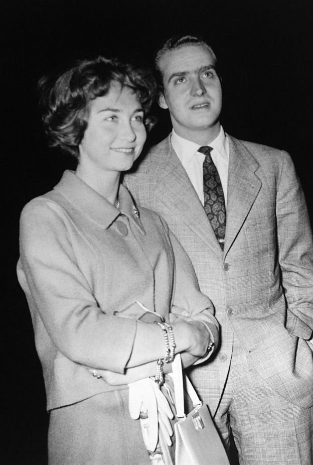 Sofía de Grecia y Juan Carlos de Borbón en abril de 1962.