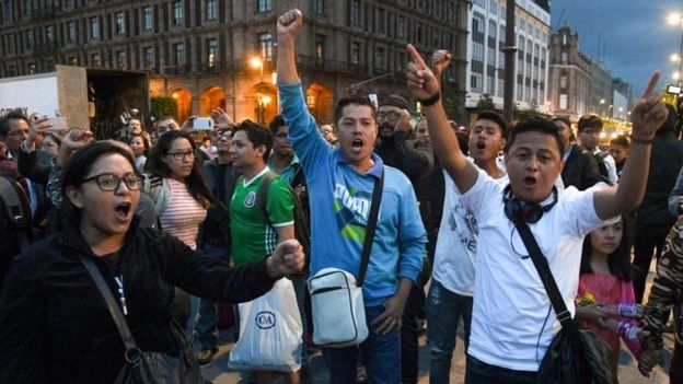 Simpatizantes de López Obrador se reunieron en el Zócalo,