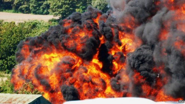 Shoreham Airshow plane explosion