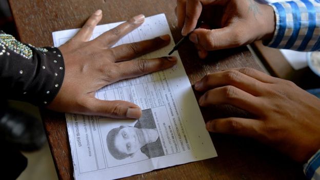 நாடு முழுதும் ஒரே நேரத்தில் தேர்தல் நடத்துவதில் என்ன பிரச்சனைகள்?