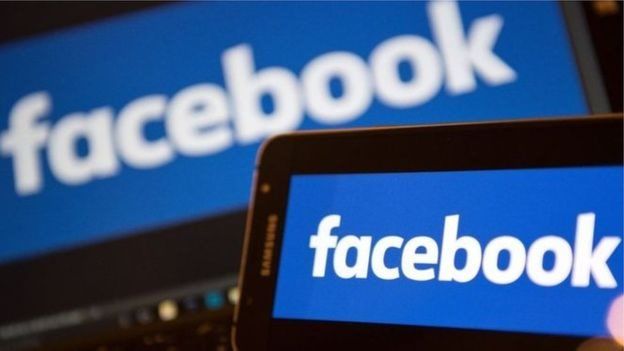 اتهم جون سنو المذيع في القناة البريطانية الرابعة فيسبوك بالمسؤولية عن نشر أخبار كاذبة على نطاق واسع