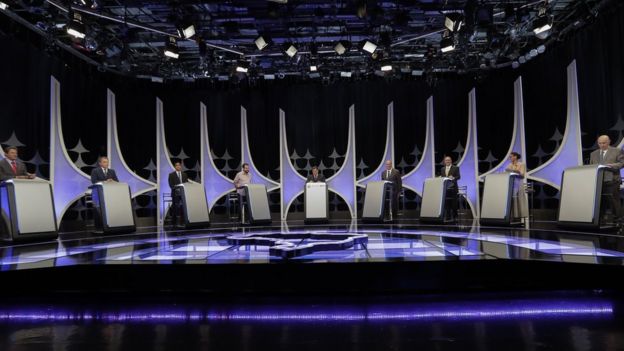 Candidatos a presidente em debate organizado pelo SBT.