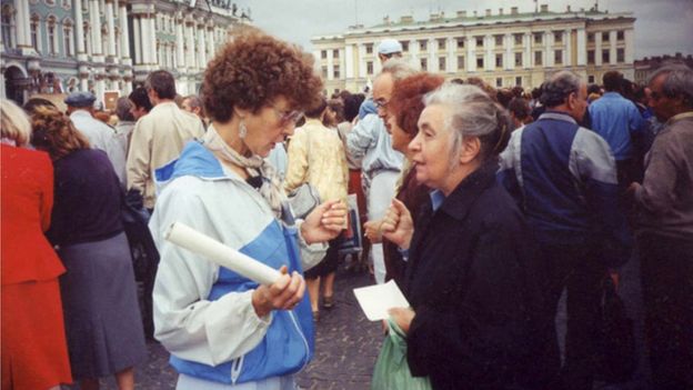 Em agosto de 1991, durante um comício da Praça do Palácio, em São Petersburgo