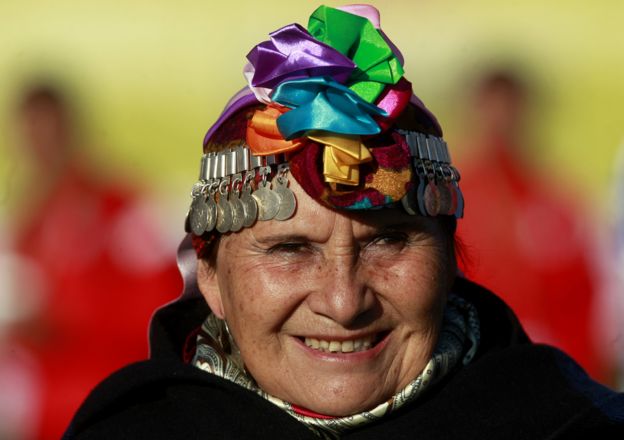 Mujer mapuche