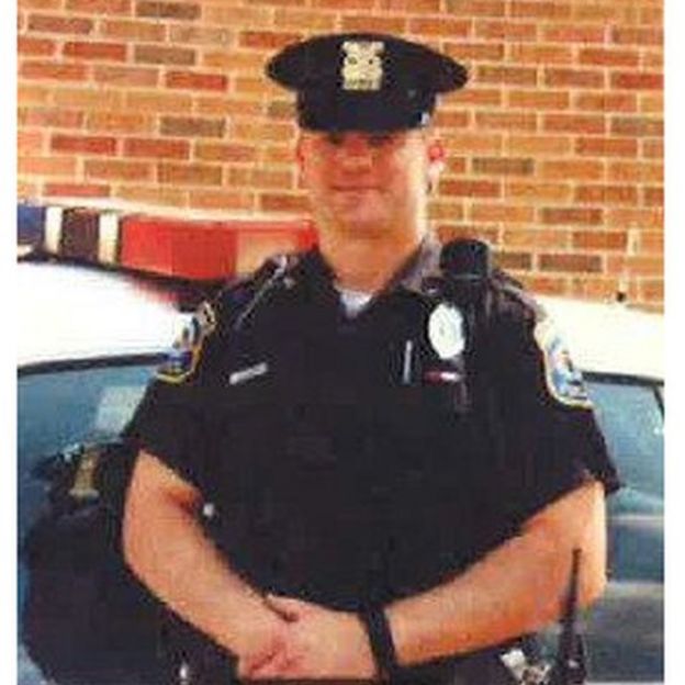 Officer wins suit over claim he was mocked for black ancestry BBC News