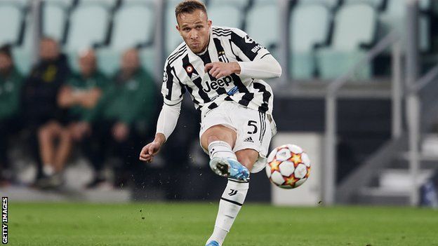 Liverpool trying to sign midfielder Arthur Melo on loan from Juventus - BBC  Sport