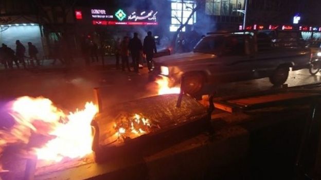 اعترضات در پایتخت - خیابان انقلاب