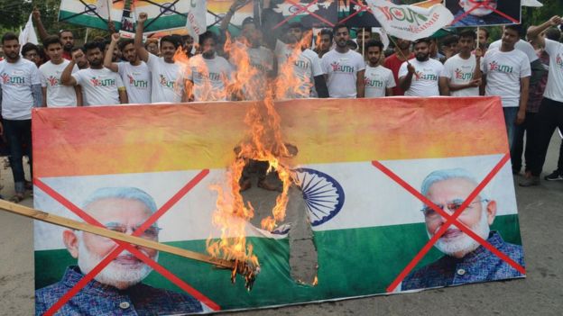 Pakistan´da Hindistan ve Modi karşıtı protesto gösterileri düzenlendi