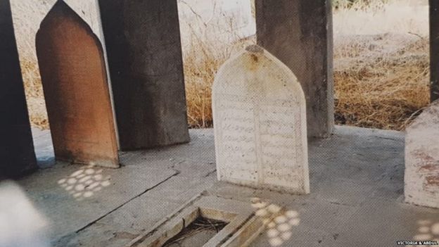 عبدالکریم کی قبر
