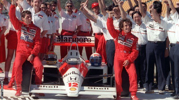 A McLaren team photo from 1988