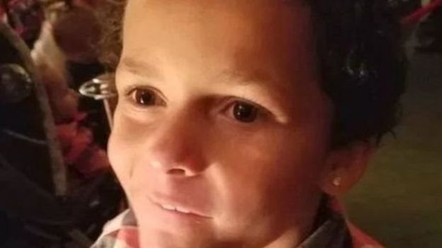 ஒன்பது வயது சிறுவனை கிண்டல்