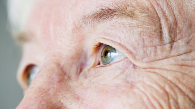 Ojos de una persona mayor