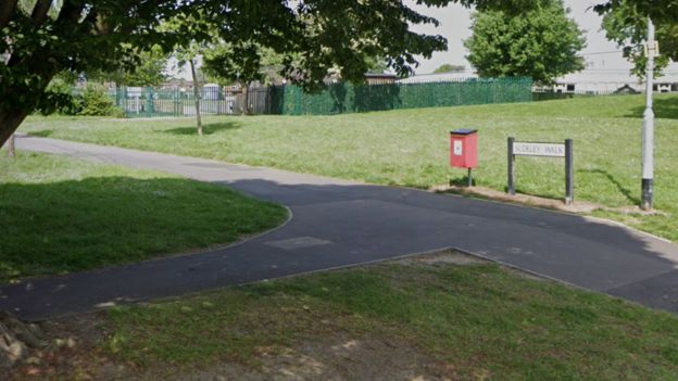 Teenage Boy Arrested After Man Stabbed In Bedford Fight - BBC News