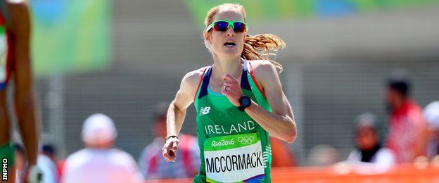 Fionnuala McCormack in the closing metres of the women's Olympic marathon