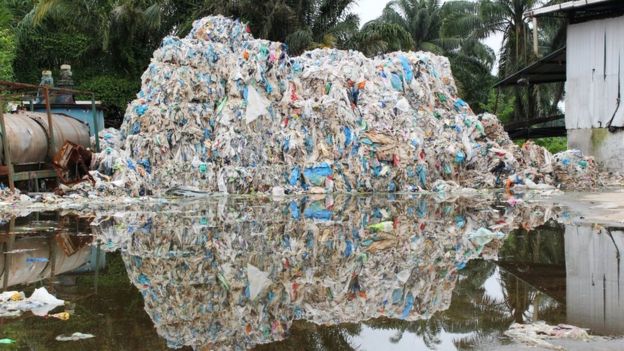 Desechos plásticos en Kuala Langat.