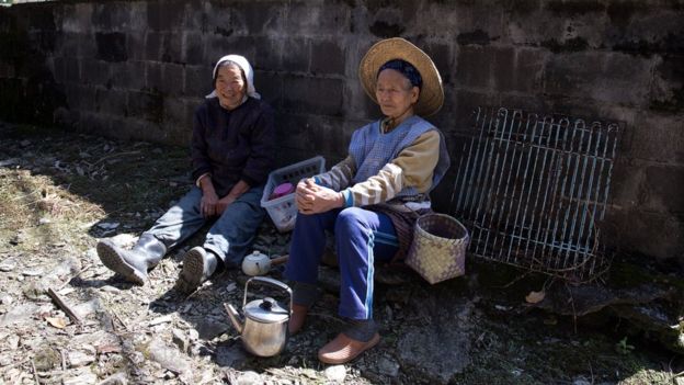 Dos mujeres mayores en Japón.