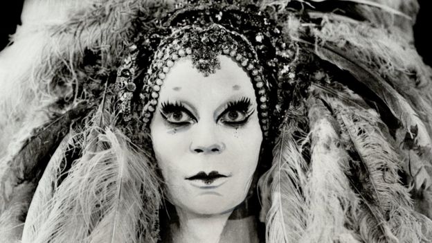 Lindsay Kemp performing as Salome in 1978