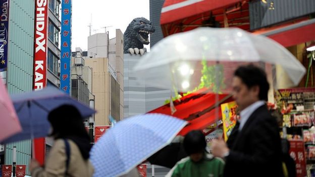 Godzilla en Shinjuku, Japón.