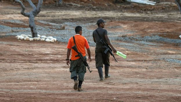 Guerrilleros de las FARC en la zona transitoria de normalización de San José del Oriente, en el departamento del Cesar.