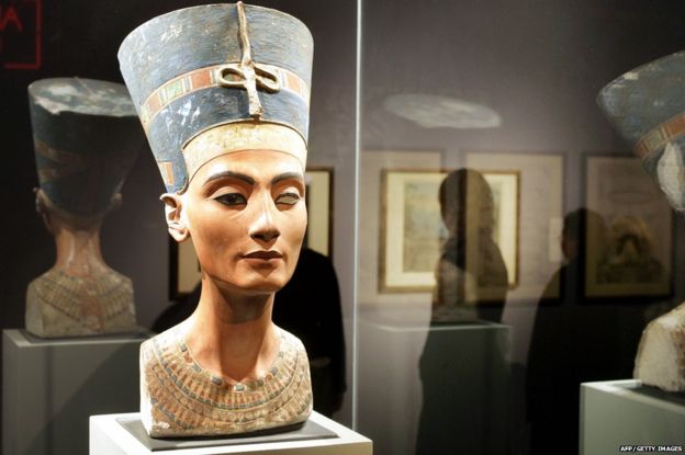 Nefertiti Was Buried Inside King Tuts Tomb Bbc News