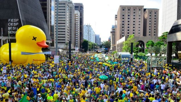 Manifestação na avenida paulista em 2015