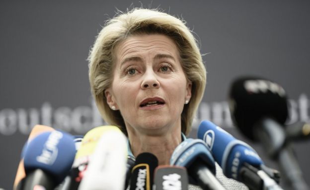 La ministra de Defensa alemana Ursula von der Leyen