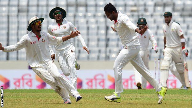 Bangladesh players celebrate beating Australia