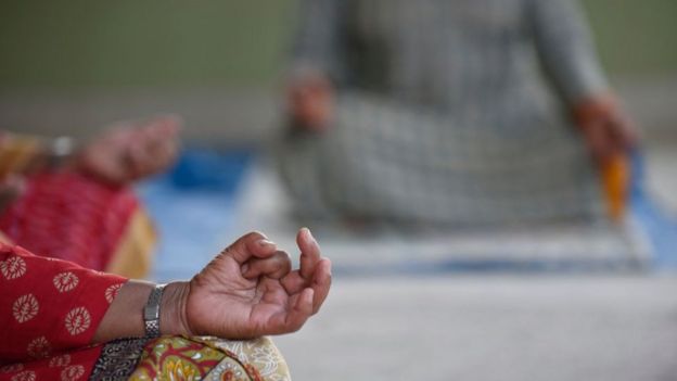 சர்வதேச யோகா தினம் : எப்படியெல்லாம் யோகா பயிற்சி மேற்கொள்ள கூடாது ?