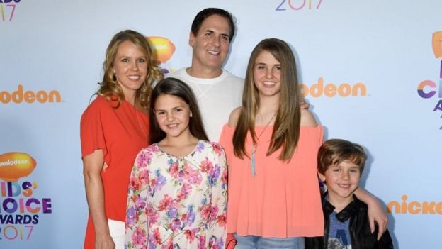 لدى كيوبِن وزوجته تيفاني ستيوارت ثلاثة أبناء