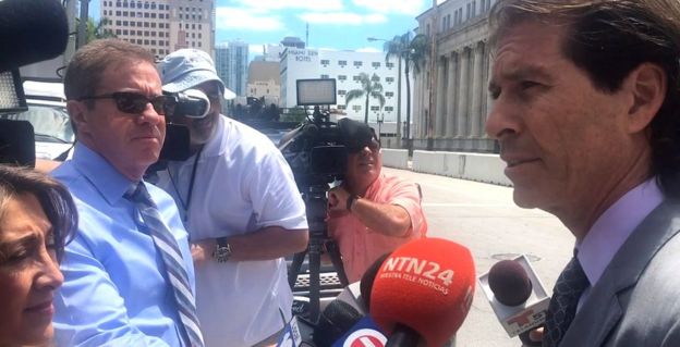 El abogado de Falcón en contacto con periodistas