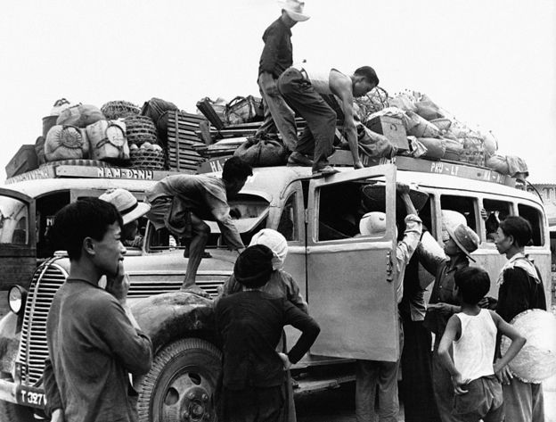 Nhiều gia đình Nam Định di cư vào Nam năm 1954 (hình tư liệu)