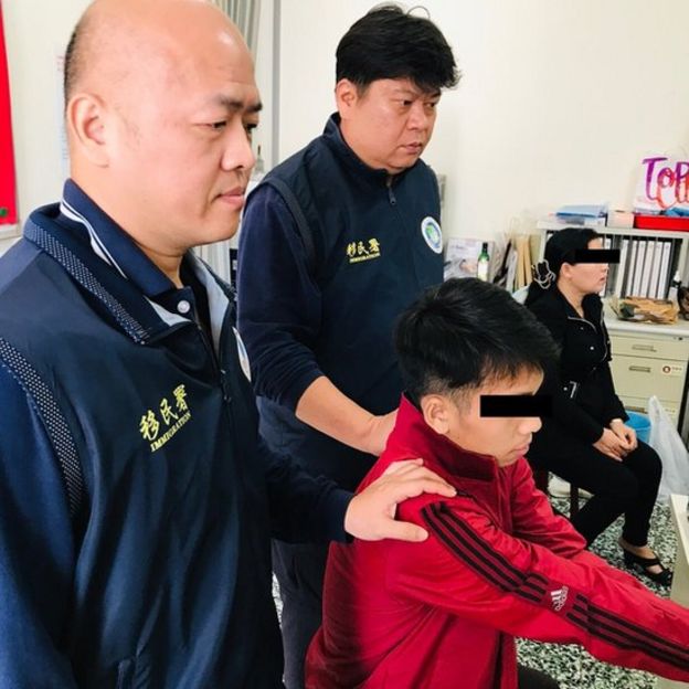 Một người Việt nghi ngờ ở trong nhóm du khách 152 người bị bắt giữ