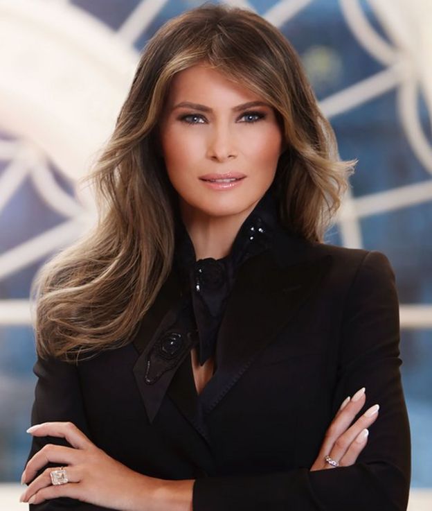 First Lady Melania Trump's Official Portrait 'heavily Airbrushed' - BBC ...