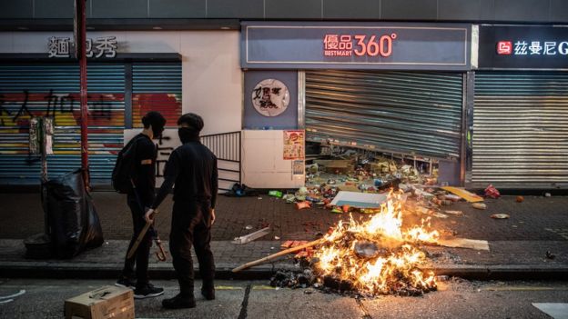 一些建制派人士认为，如果暴力示威浪潮持续，香港政府应宣布押然甚至取消选举。