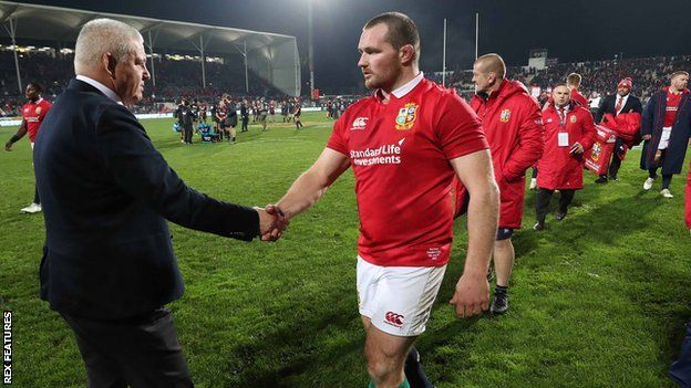 Lions coach Warren Gatland congratulates Wales hooker Ken Owens