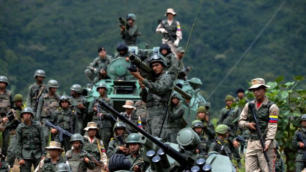 Soldados venezuelanos