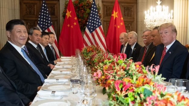 Ông Trump và ông Tập Cận Bình cùng phái đoàn của mình tại G20 ở Buenos Aires ngày 1/12/2018