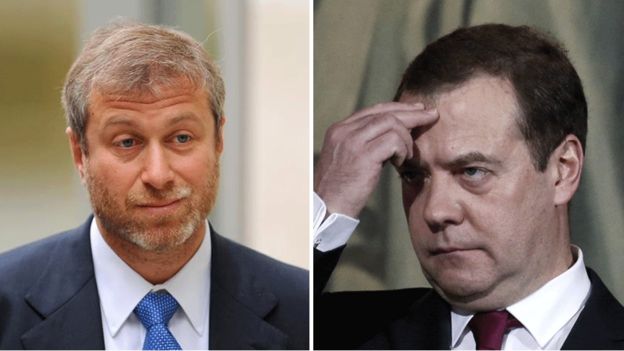 罗马·阿布拉莫维奇(L)和梅德韦杰夫(Dmitry Medvedev)