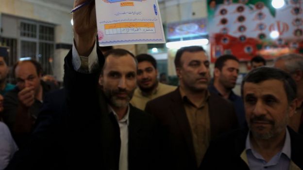 احمدی نژاد و بقایی