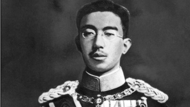 Emperor Hirohito en 1942
