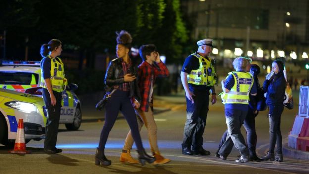 После взрыва в Манчестере