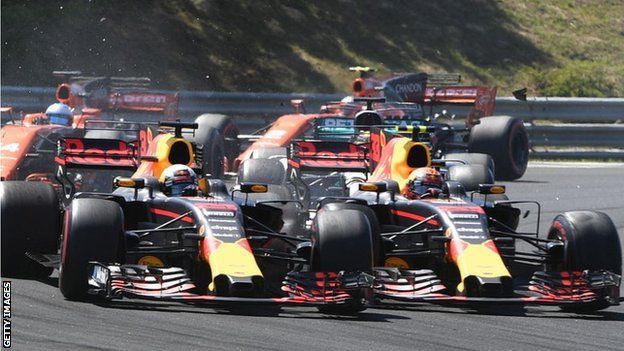 Daniel Ricciardo and Max Verstappen fight for position