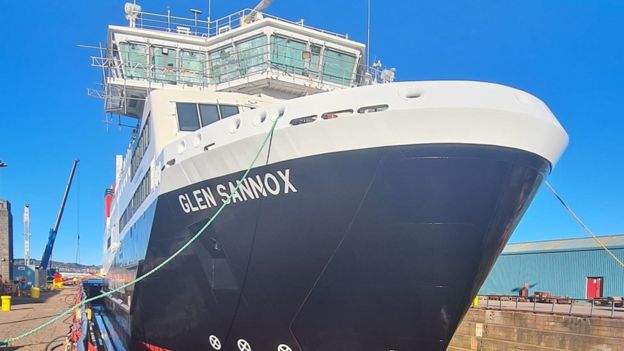 CalMac racks up £1.6m crew bill for unfinished Glen Sannox ferry - BBC News