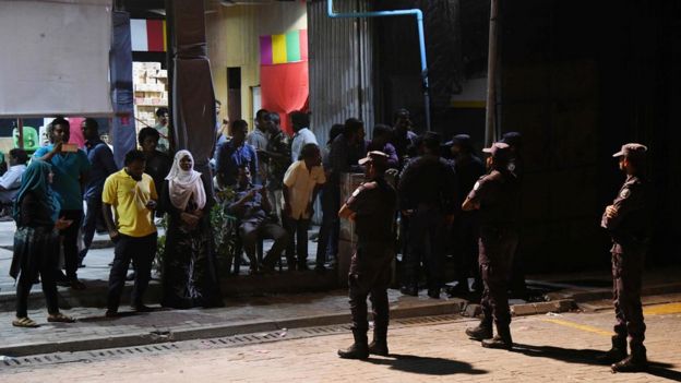 Policías en Malé