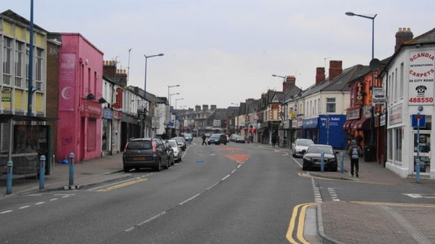 Cardiff City Road stabbing: Man taken to hospital - BBC News