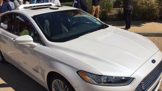 Eventualmente, o carro auto-dirigido de produção em massa da Ford não terá um volante